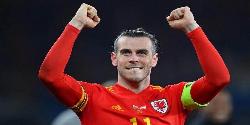  Di chuyển linh hoạt , bứt tốc tốc độ làm nên thương hiệu và tên tuổi Gareth Bale 
