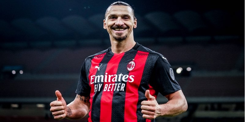 Zlatan Ibrahimovic là cầu thủ ghi nhiều bàn thắng nhất thế giới