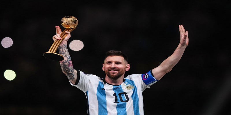 Lionel Messi  tự hào được FIFA vinh danh nhiều lần 