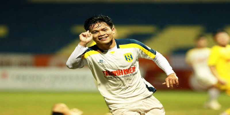 Hồ Văn Cường cầu thủ - Ngôi sao sáng của bóng đá Việt Hồ Văn Cường hiện đang khoác áo Công an Hà Nội 2023