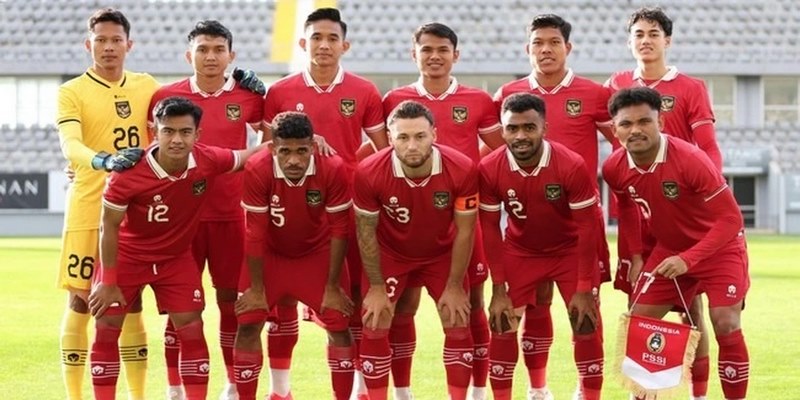 Indonesia nhập tịch cầu thủ tăng sức mạnh cho tuyển quốc gia Indonesia nhập tịch cầu thủ Idzes là bước đi đầy đúng đắn cho đội tuyển