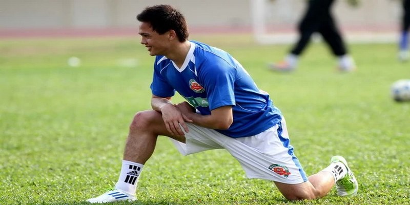 Emil nhà lê Giang là cầu thủ gốc Việt và đang có khao khát trở về Việt Nam